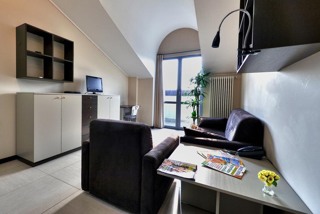 Residence La Sfera Павия Екстериор снимка