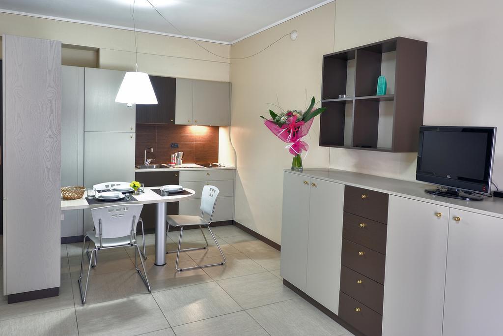 Residence La Sfera Павия Стая снимка