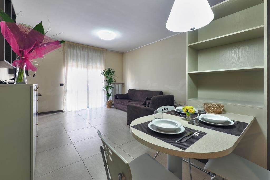 Residence La Sfera Павия Стая снимка